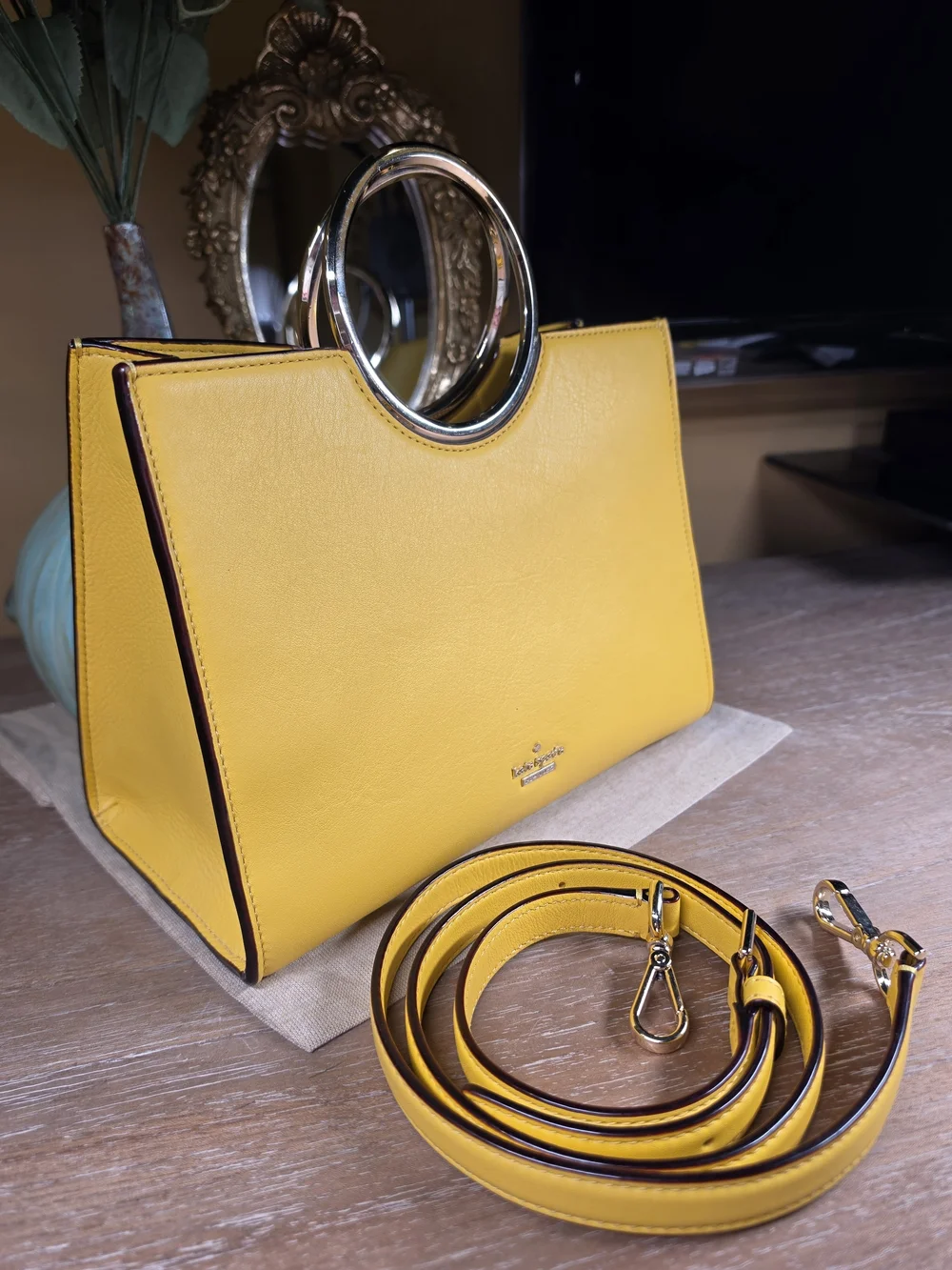Kate Spade New York White Rock Road Sam Handbag w/ Removable Strap (Retail $358)